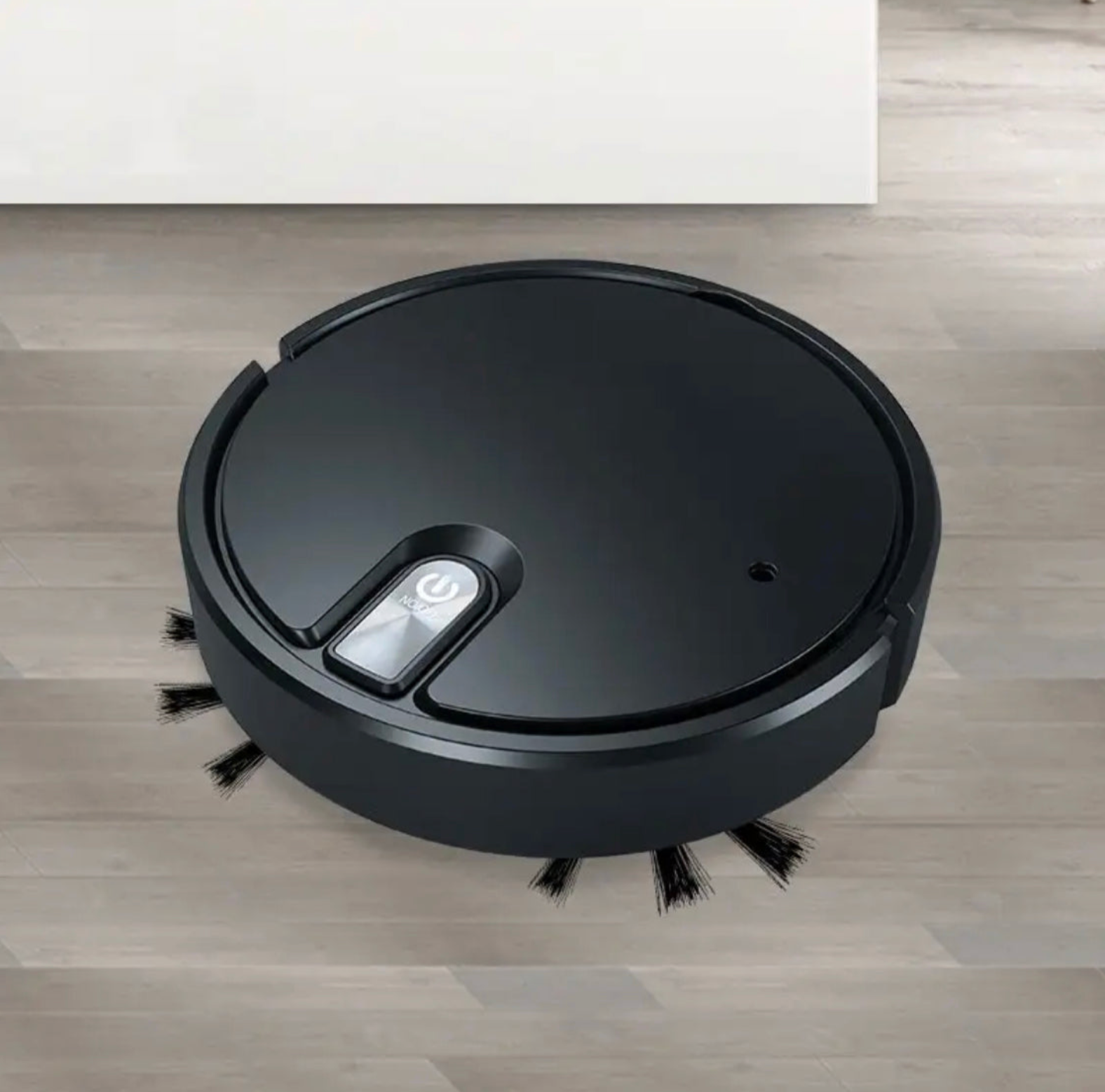 Reinigungsroboter mit Kehr-, Saug- und Wischfunktion